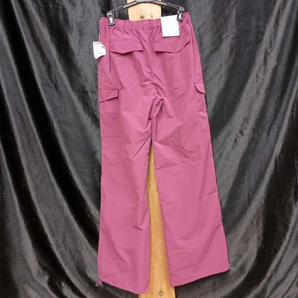 Brand new with tags! Unique Women's Ultra Light Cargo pant - Picture 12 of 12